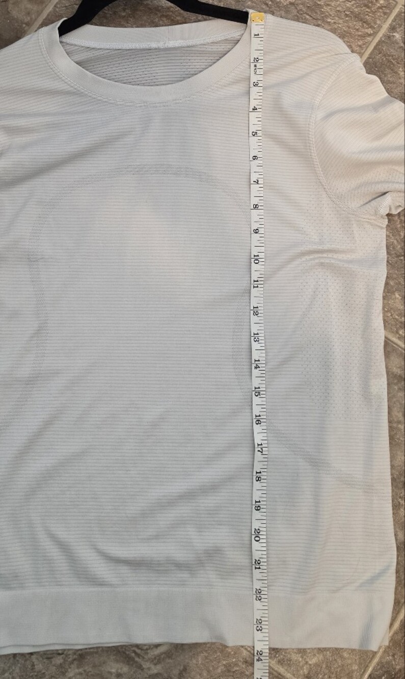 lululemon athletica Long Sleeve White Swiftly - Picture 4 of 4